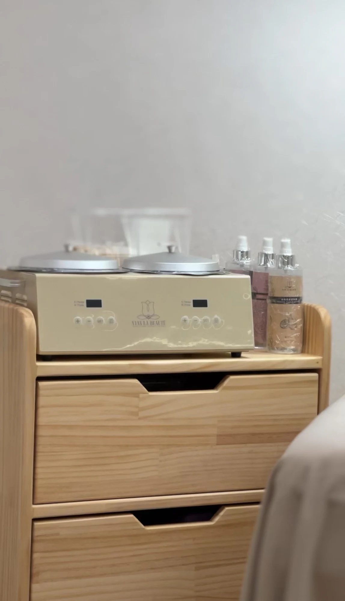 覓光茸茸熱蠟工作區與整理收納